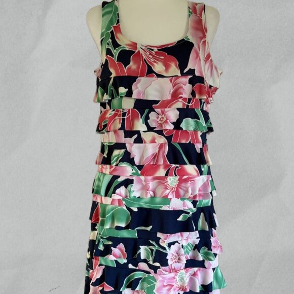 Fashque Studio Sleeveless Dress Tiered Ruffle Pullover Size: Large - Picture 1 of 7